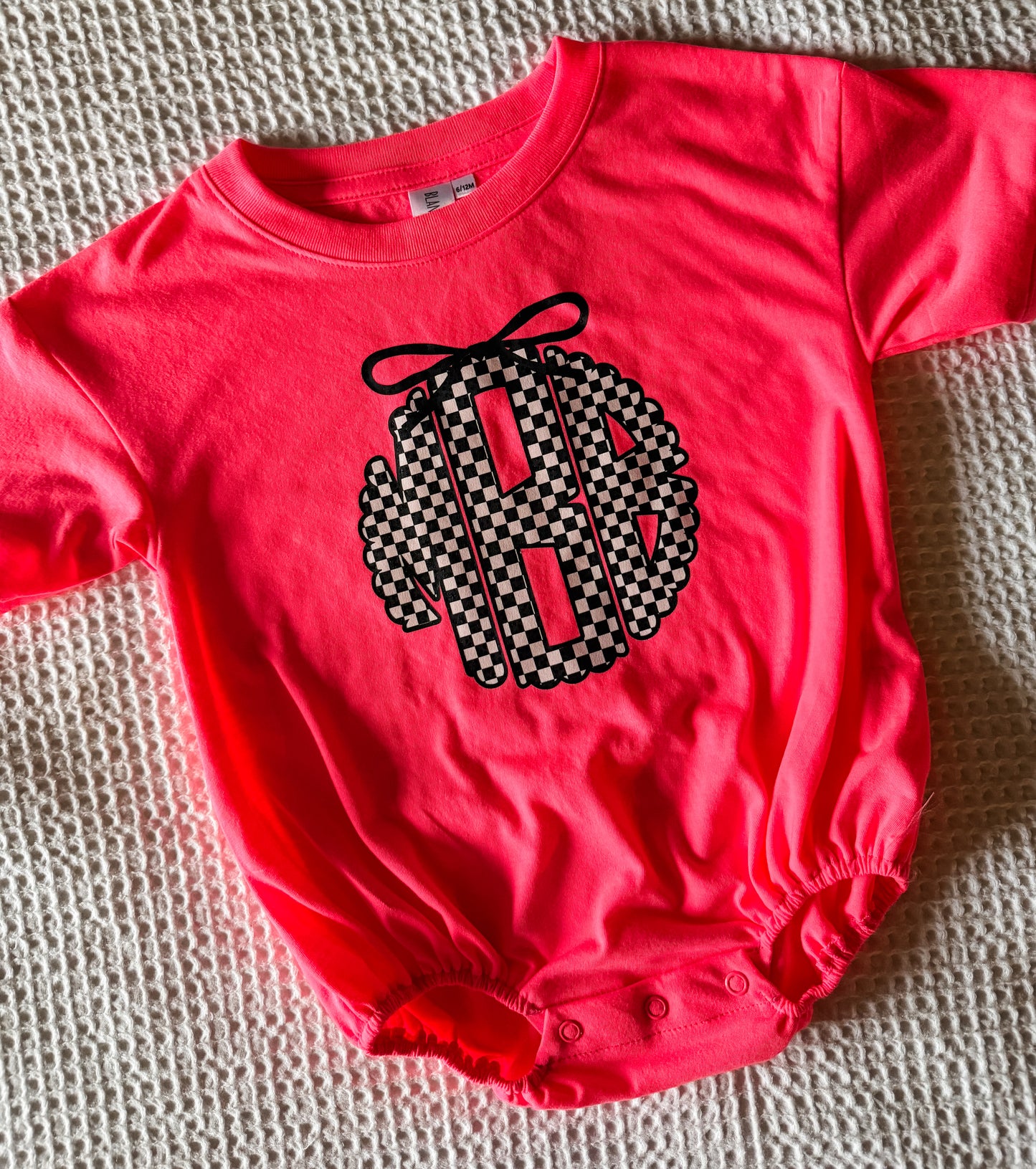HOT PINK CHECKERED MONO BUBBLE/TEE
